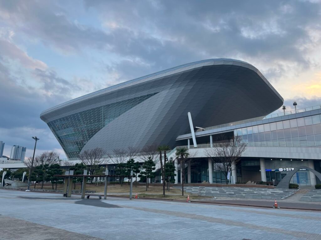釜山・影島にある国立海洋博物館の外観